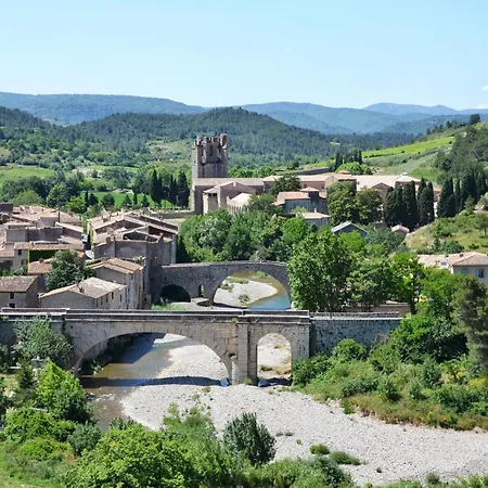Tatil Evi Gorgeous In Saint-laurent-de-la-ca With Wifi